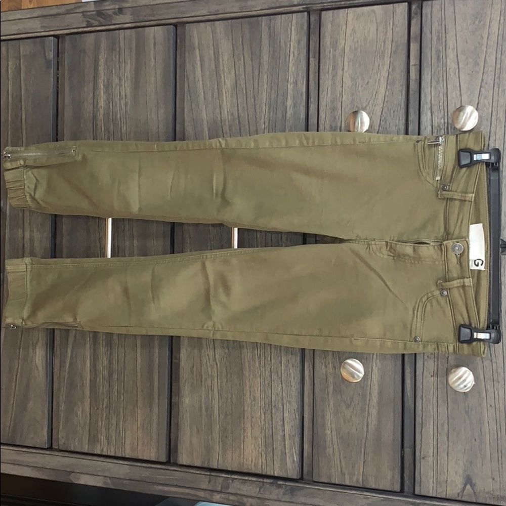G by Guess ankle jogger style pants